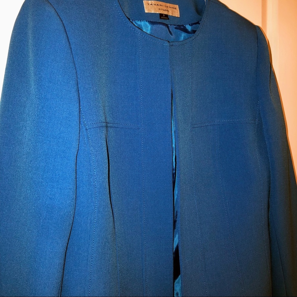 Tahari-Levine Studio Blazer